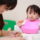 離乳食のエプロンは必要？いつからいつまで使うの？素材や嫌がる場合は？